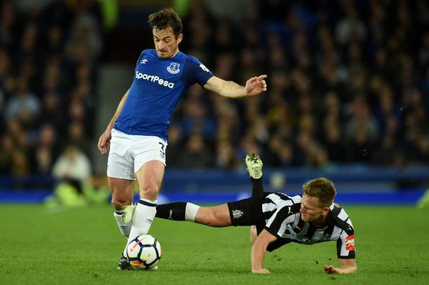 随着切尔西4-0，英超最新积分榜：争四形势又乱了，曼城跌出前四.